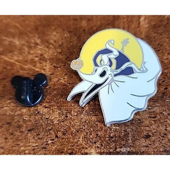 Disney Parks Nightmare Before Christmas Zero Ghost Dog Trading Pin - Picture 2 of 4